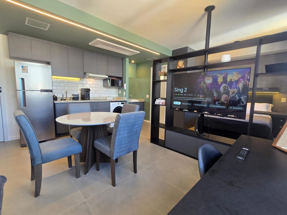 Kitchen or kitchenette, Living room, Dining area