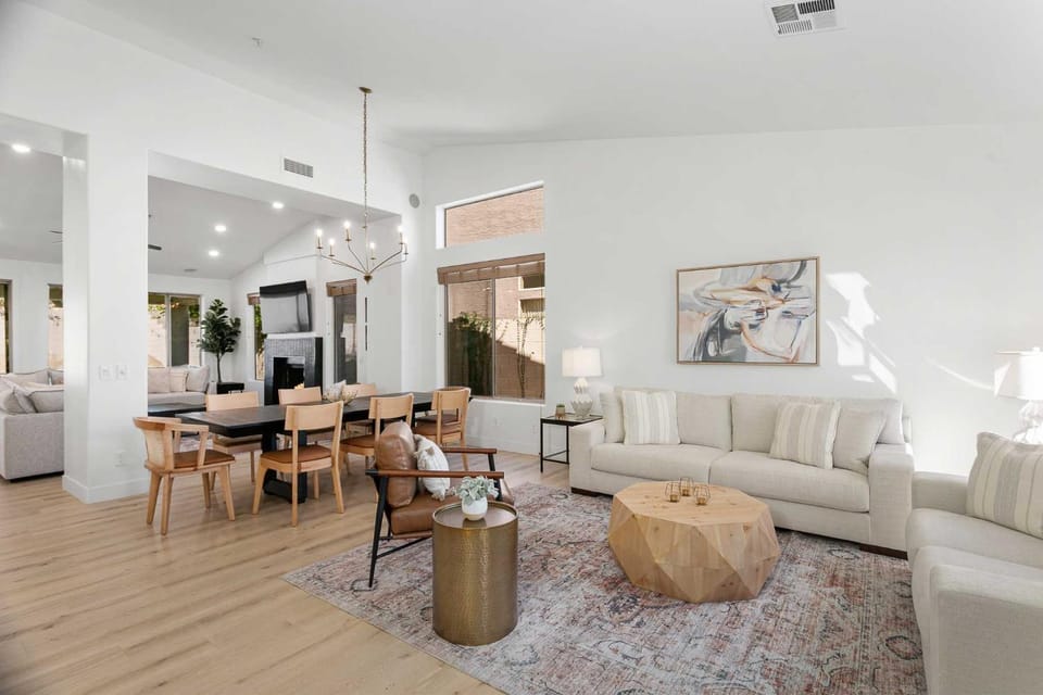 Tailfeather House in Grayhawk