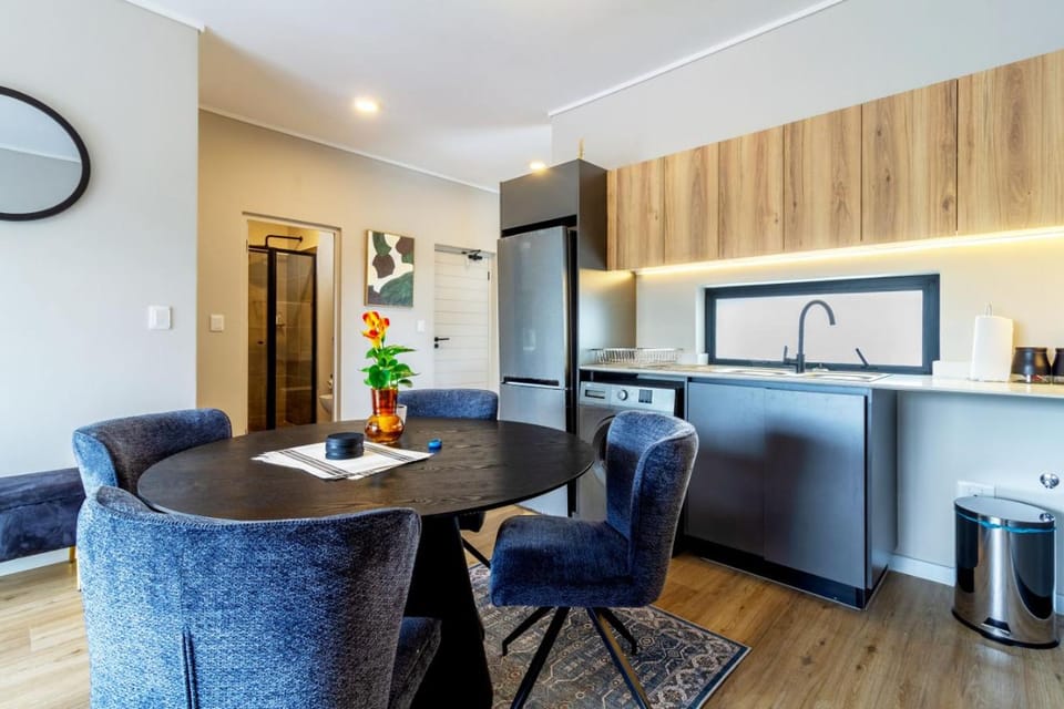 #AlimamaSpaces The Chelsea Madison Apartment in Sandton