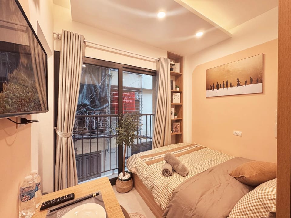 Bed, Photo of the whole room, Bedroom