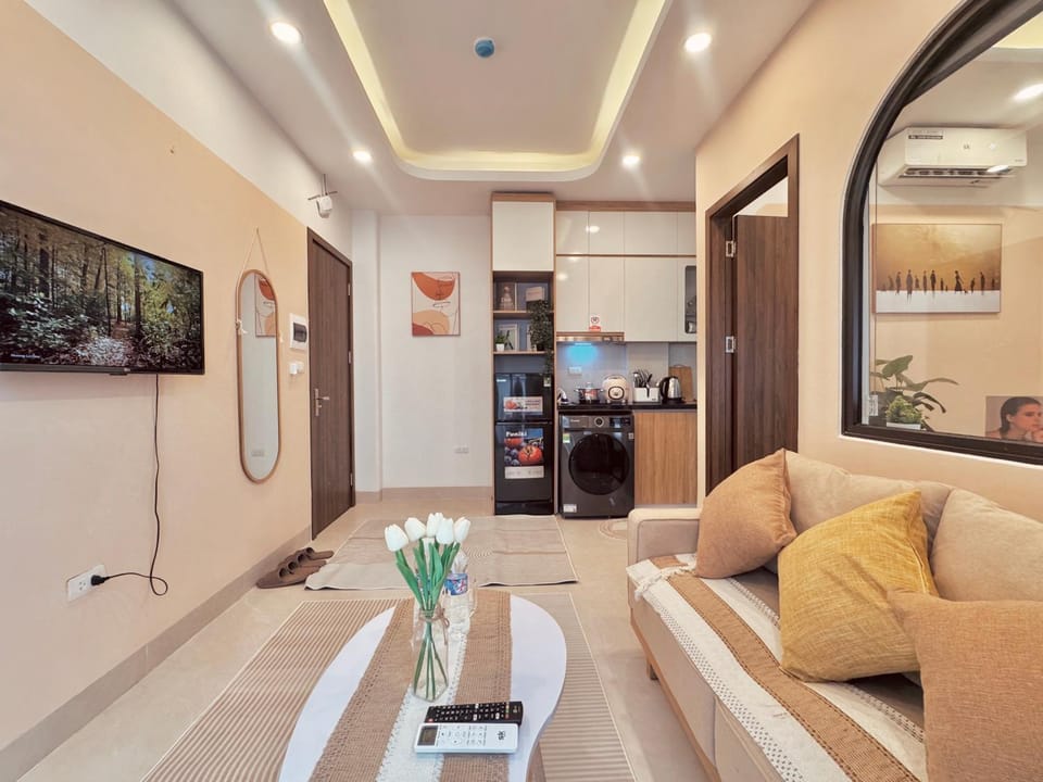 Kitchen or kitchenette, Living room, Seating area, Dining area