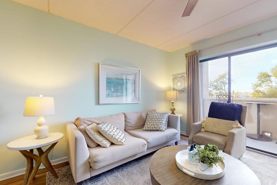WI11 Water Street Condos Unit 310 House in Wilmington