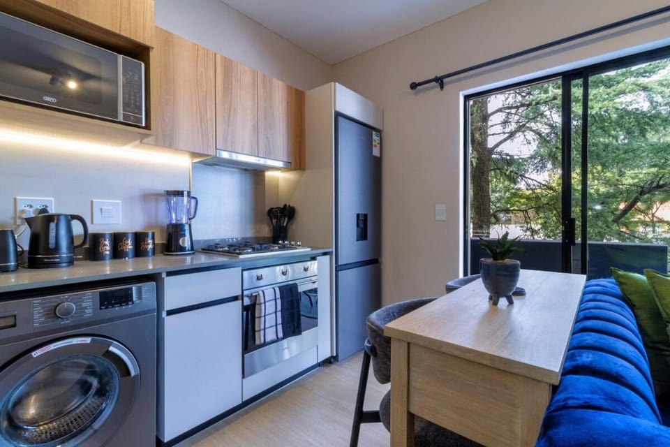 #AlimamaSpaces The Rob's Akaru Apartment in Sandton