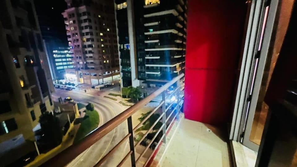 City Edge Room In Barsha Heights Tecom Vacation rental in Dubai