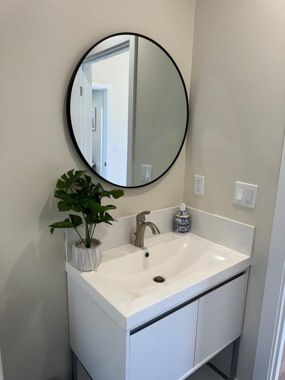 cozy & Elegant Torrance Apartment with balcony Apartment in Torrance