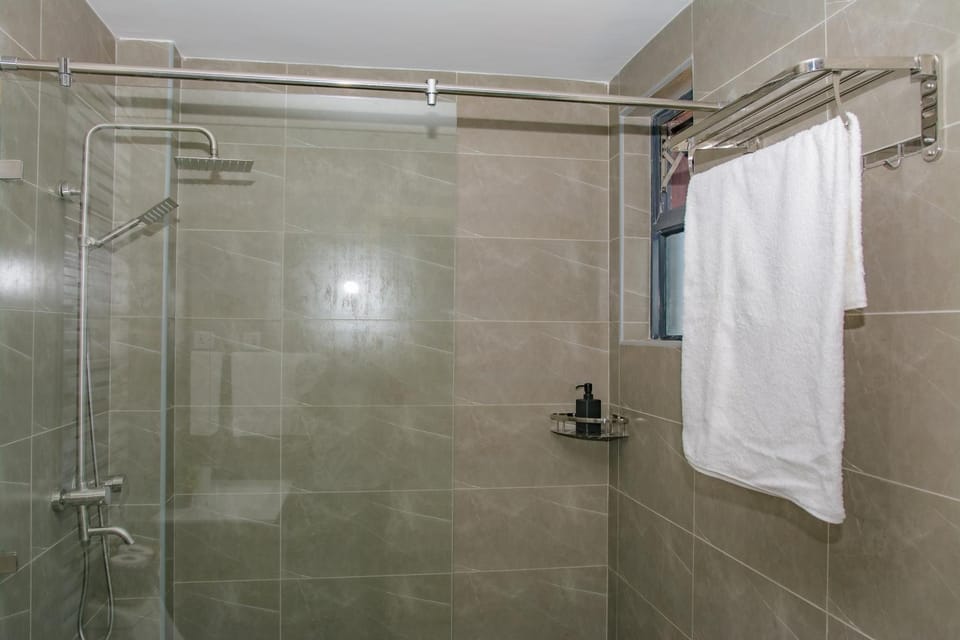 Shower, Bathroom, towels