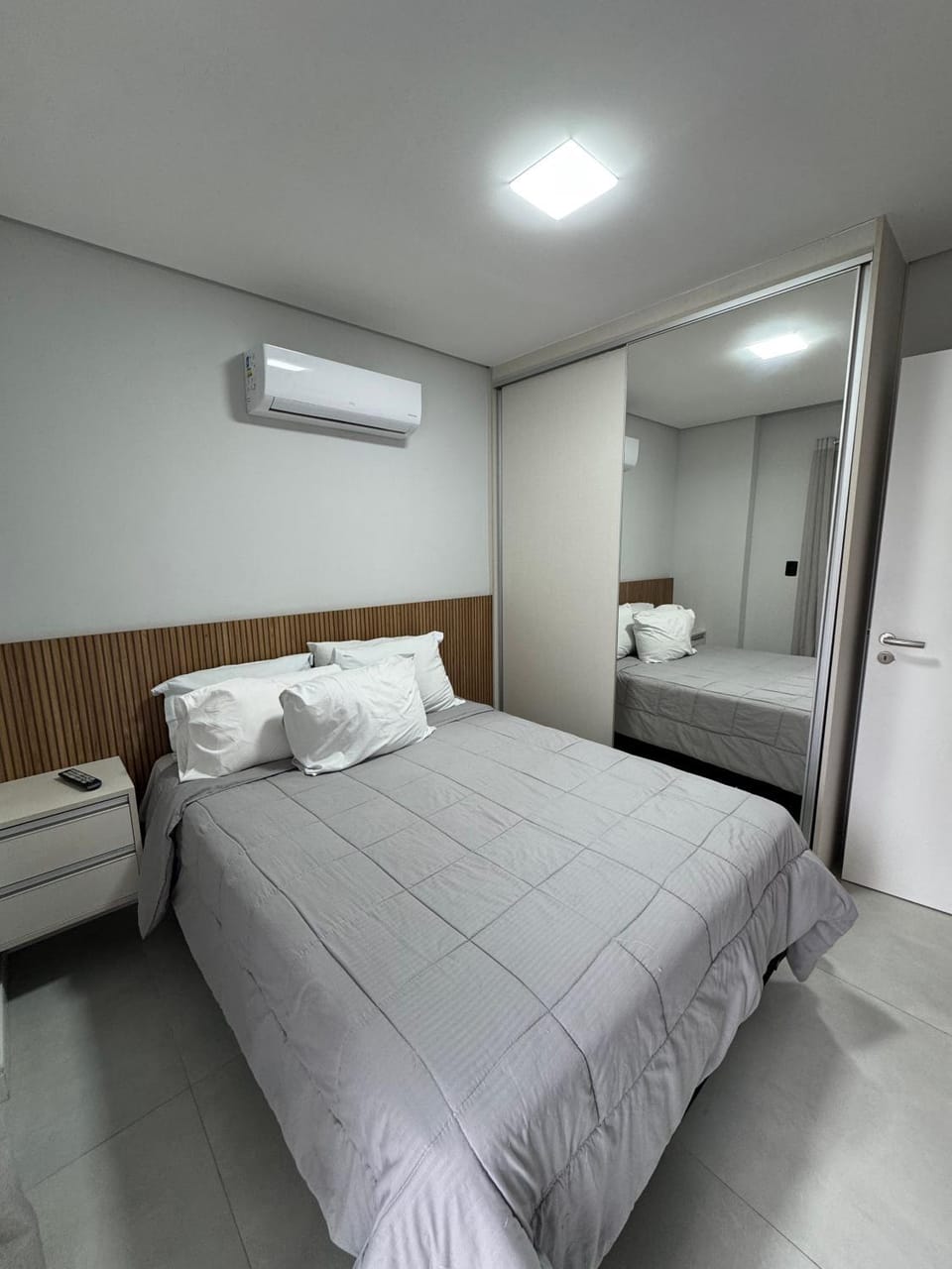 Bed, Photo of the whole room, Bedroom, towels, wardrobe, air conditioner