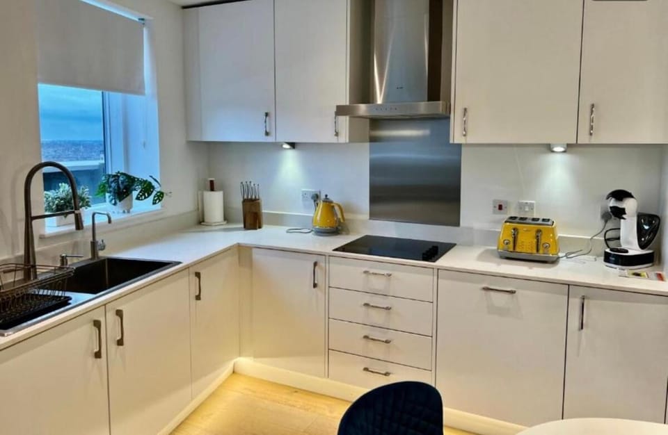 Penthouse Mill park train station Apartment in Cambridge