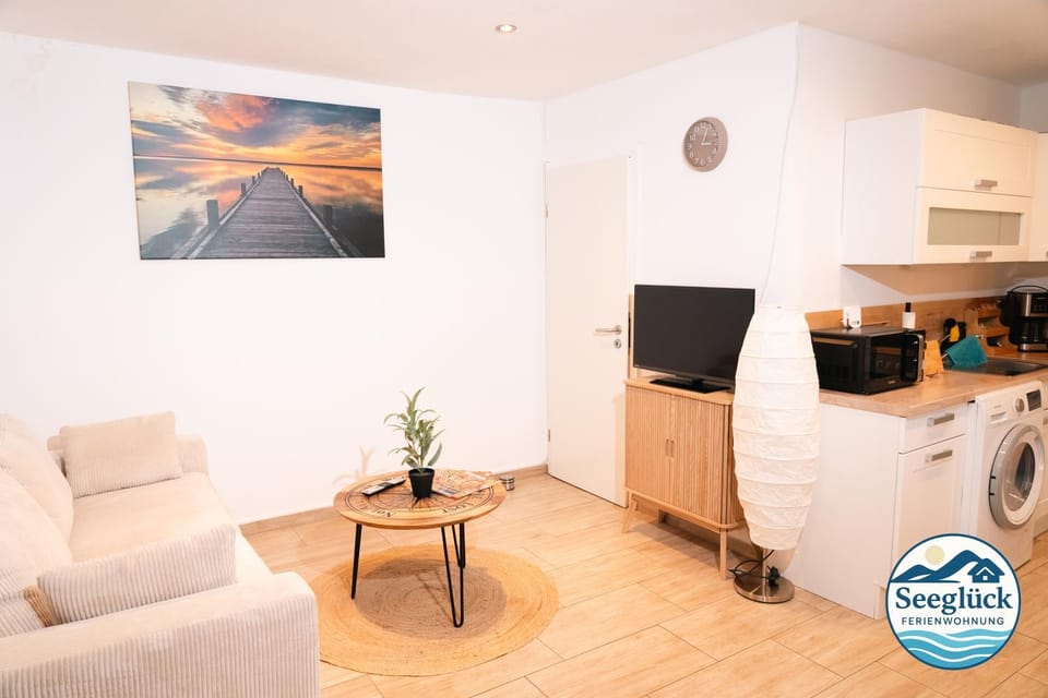 Seeglück I moderne Ferienwohnung für bis zu 4 Personen Steinhuder Meer Apartment in Wunstorf