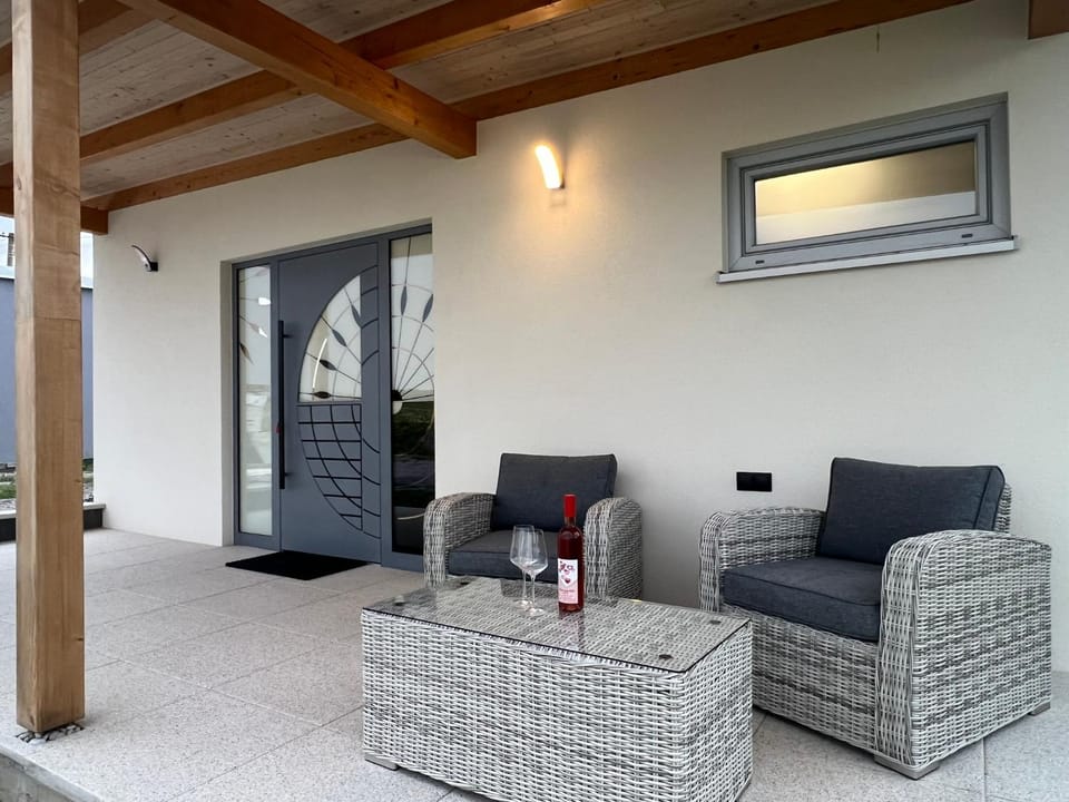 Bungalov SOLARIS - Kuchařovice u Znojma Apartment in South Moravian Region