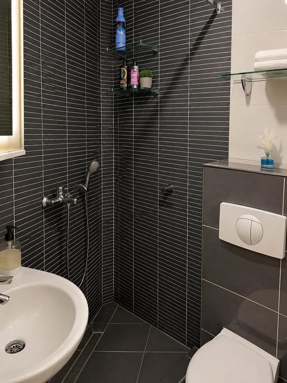 Serenity Studio House Apartment in Budva