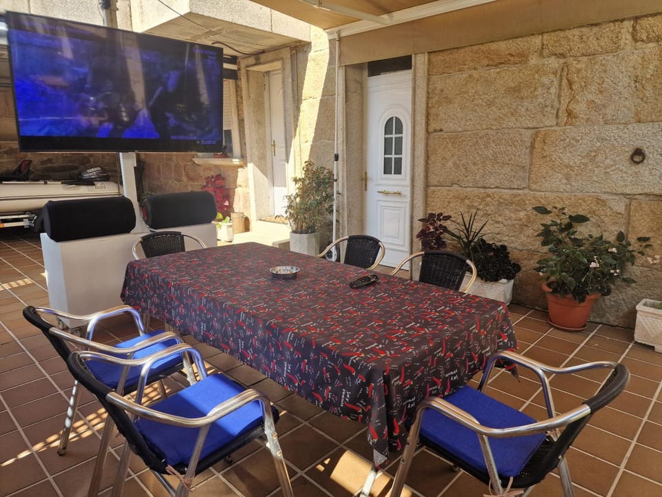 La Casona House in O Morrazo