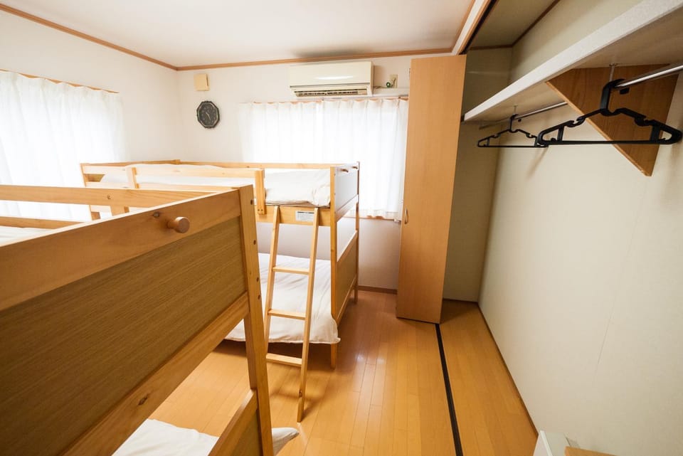 bunk bed