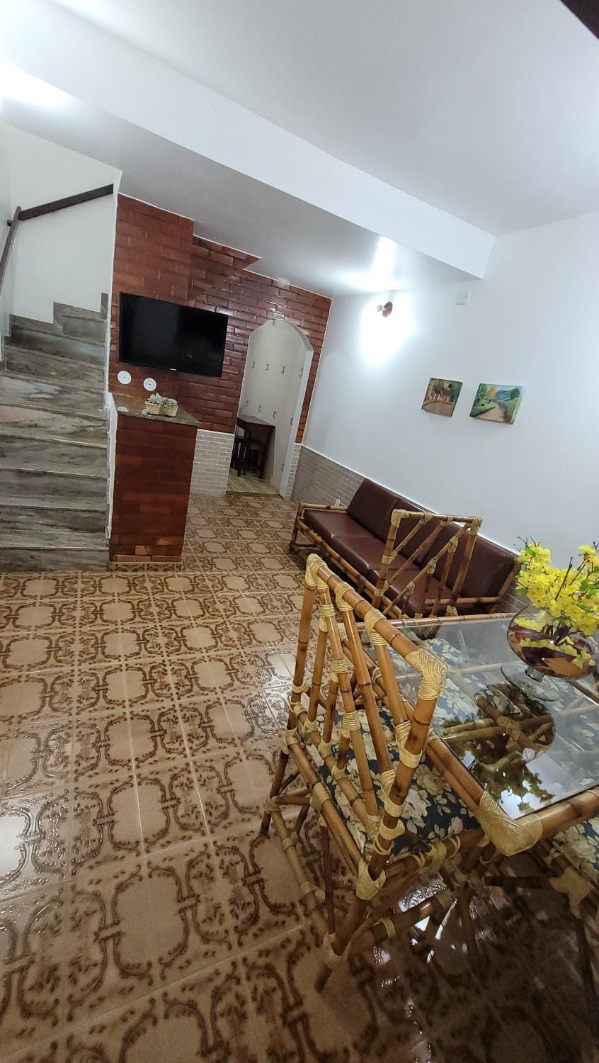 TV and multimedia, Living room, Dining area