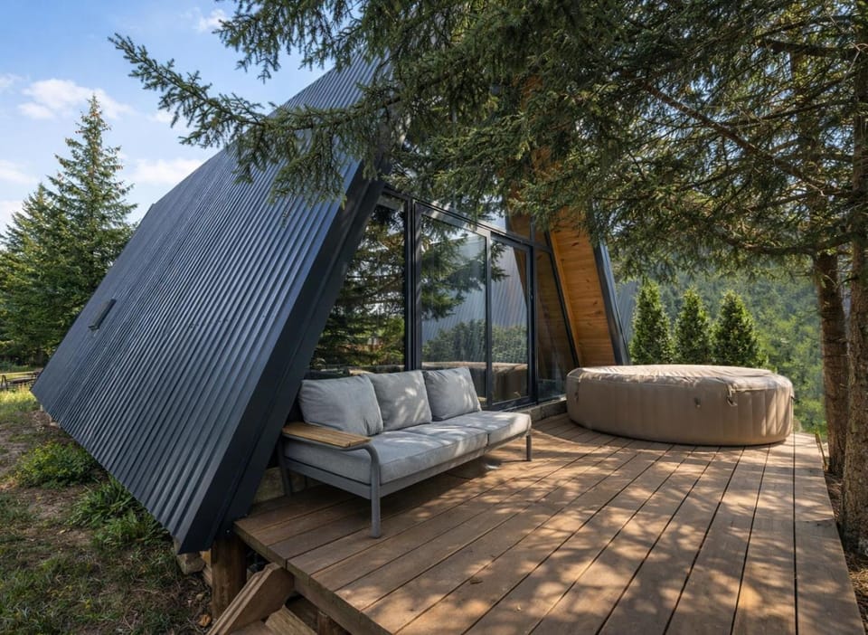 Property building, Facade/entrance, Swimming pool