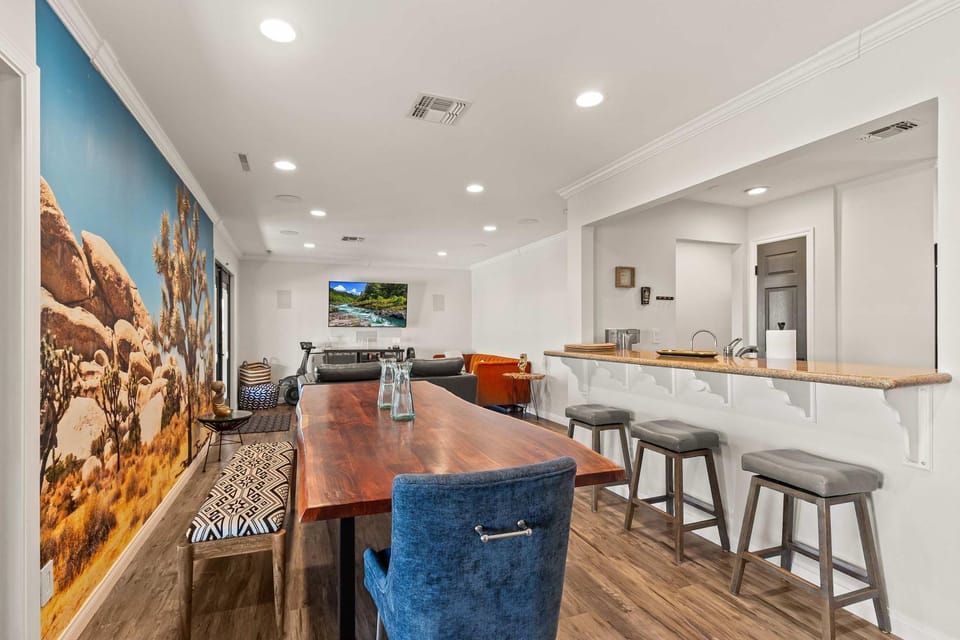Navigate Stays Winner of the Best Pool House in JT House in Joshua Tree