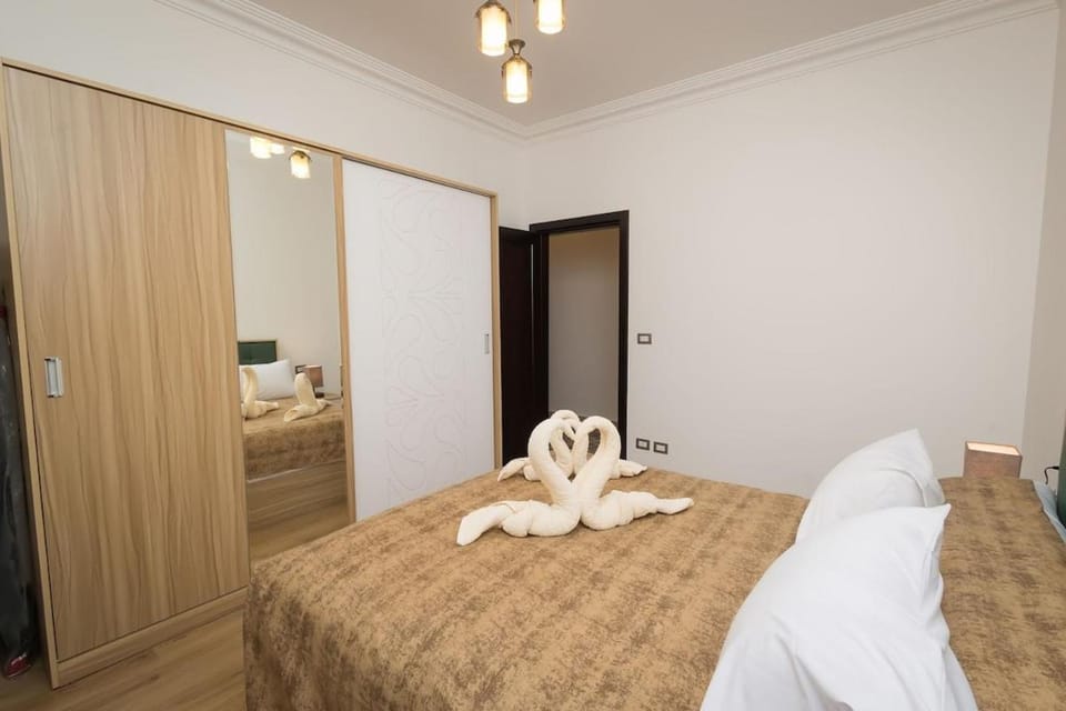 WanderLuxe Infinity Apartment in New Cairo City
