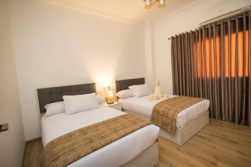 WanderLuxe Infinity Apartment in New Cairo City