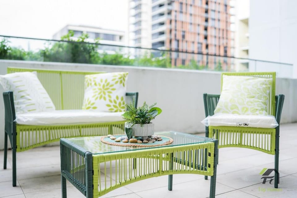 Waterloo Shopping and Entertainment Apartment Apartment in Kensington