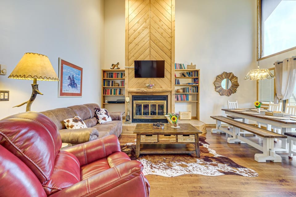 Shanty Creek Family Condo w/ Schuss Mountain Views House in Michigan
