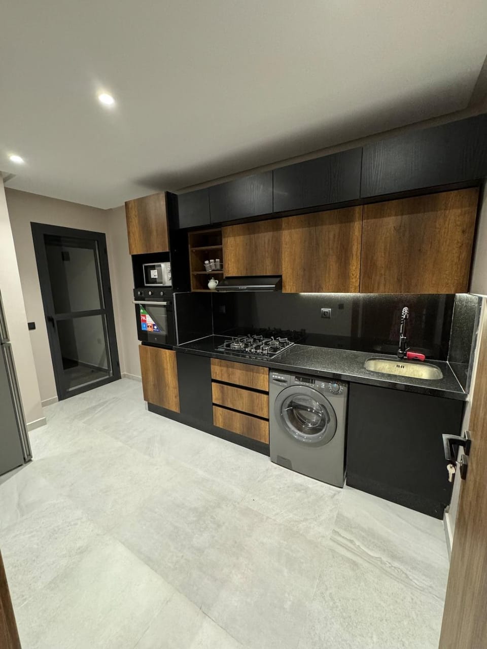 Luxury Apartment 5min CFC Apartment in Casablanca