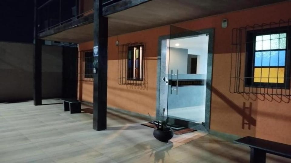 Pousada Paraiso - Predio N 124 Bed and Breakfast in Guarapari