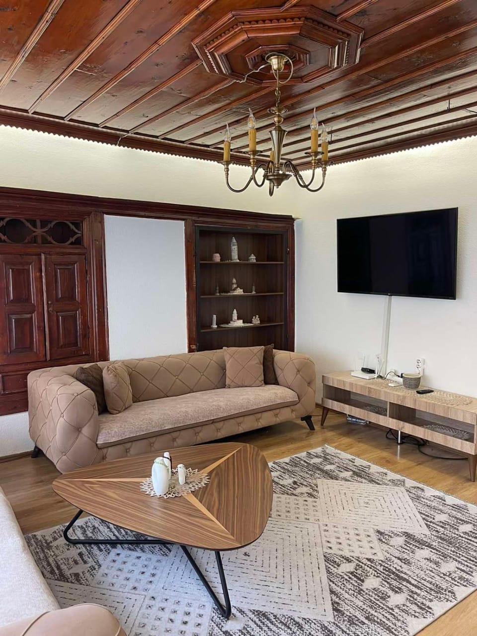 Antique Prizren Home House in North Macedonia