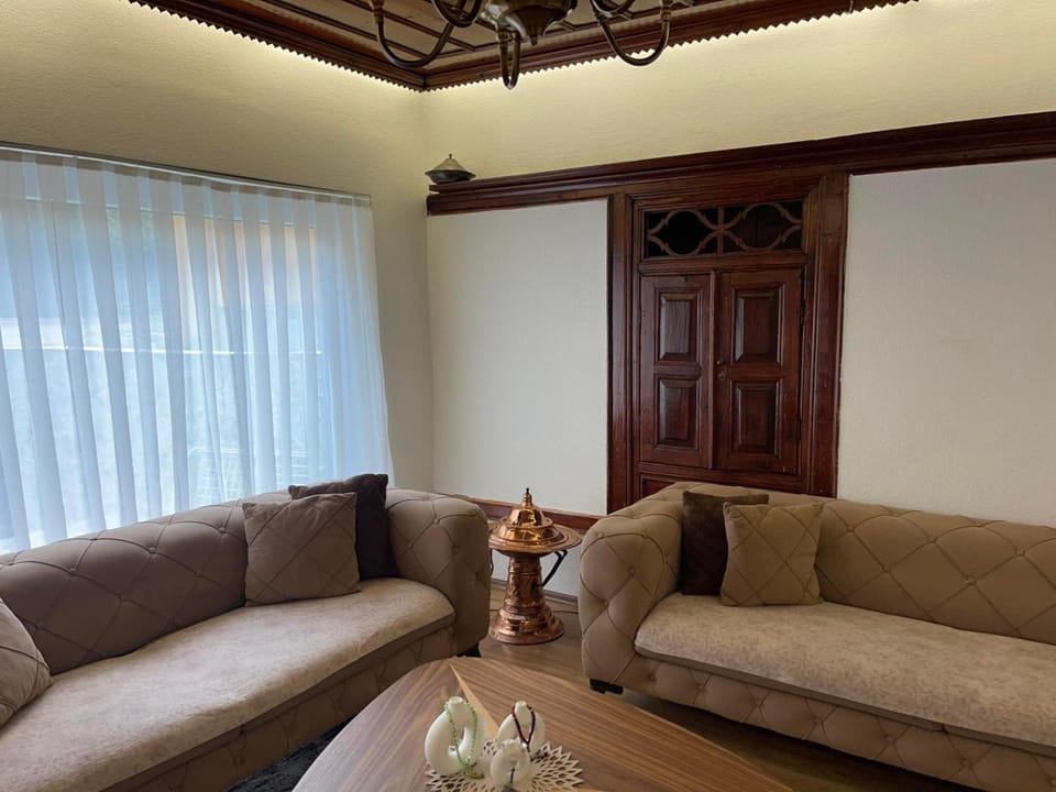 Antique Prizren Home House in North Macedonia