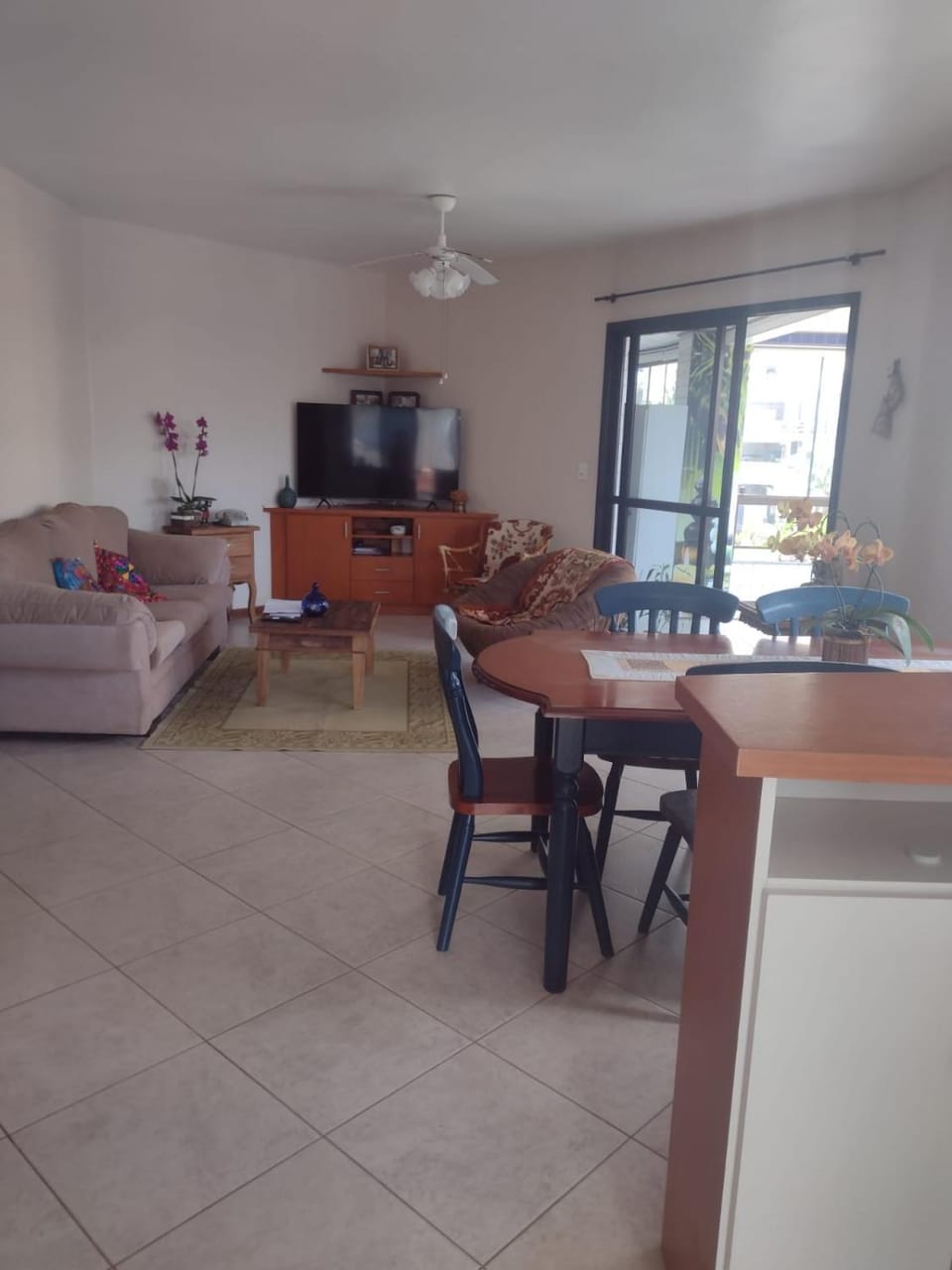Apartamento à uma quadra da praia Apartment in State of Santa Catarina