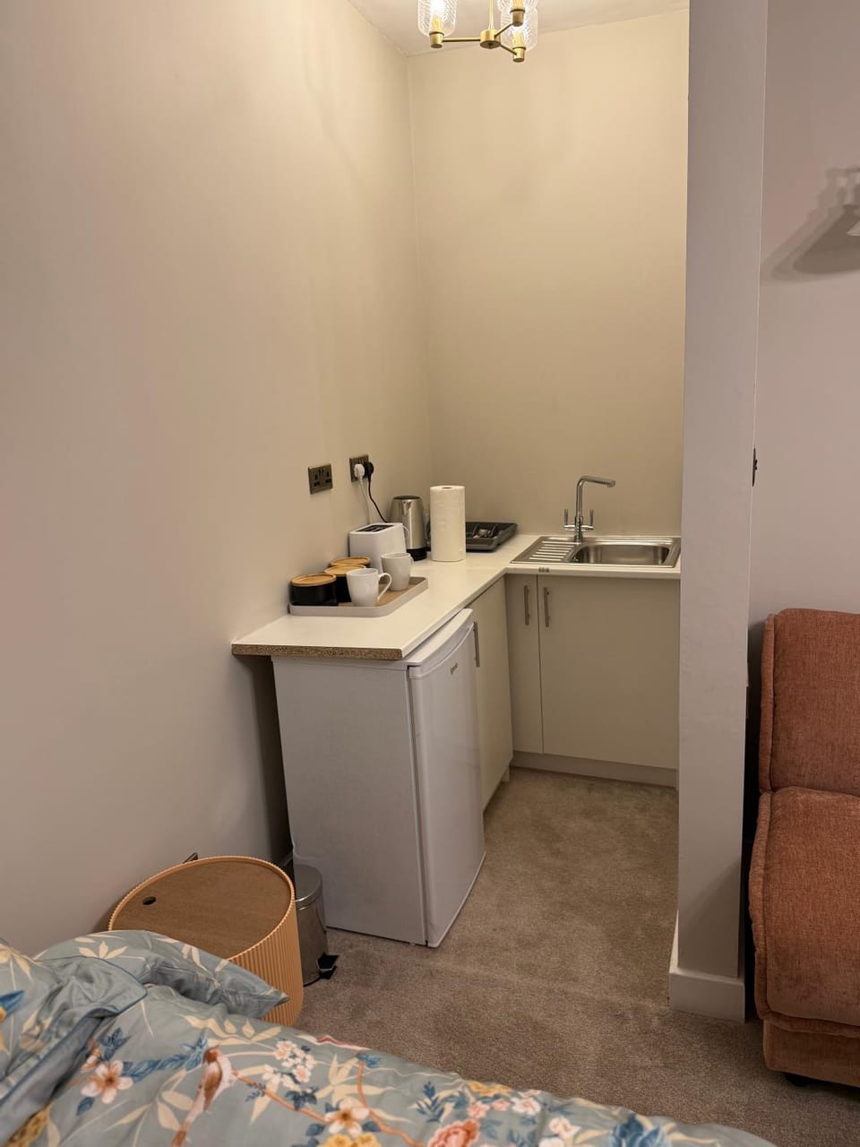 Double Deluxe Centre Apartment- Free Parking - Self Check-In - Cctv Apartment in Huddersfield