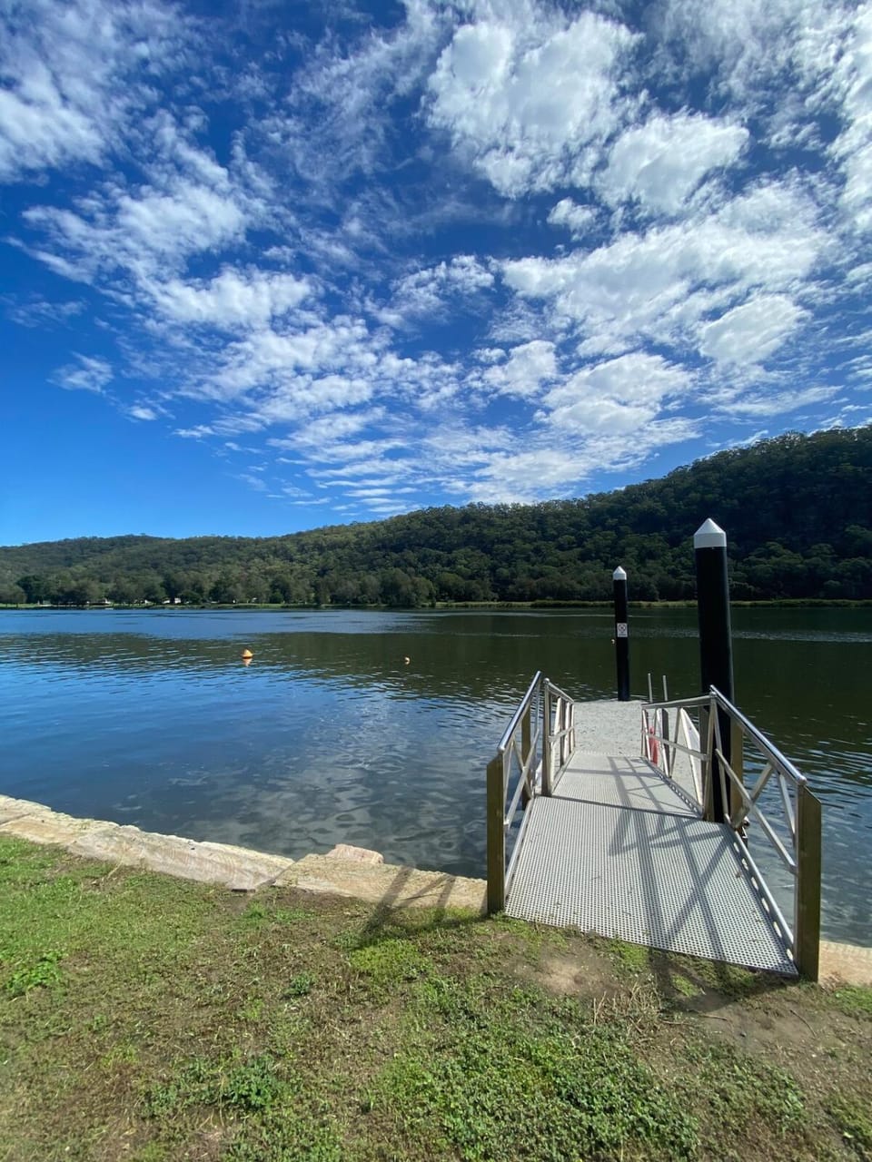 Waterfront Double-Cabin Getaway Cabin in Wisemans Ferry