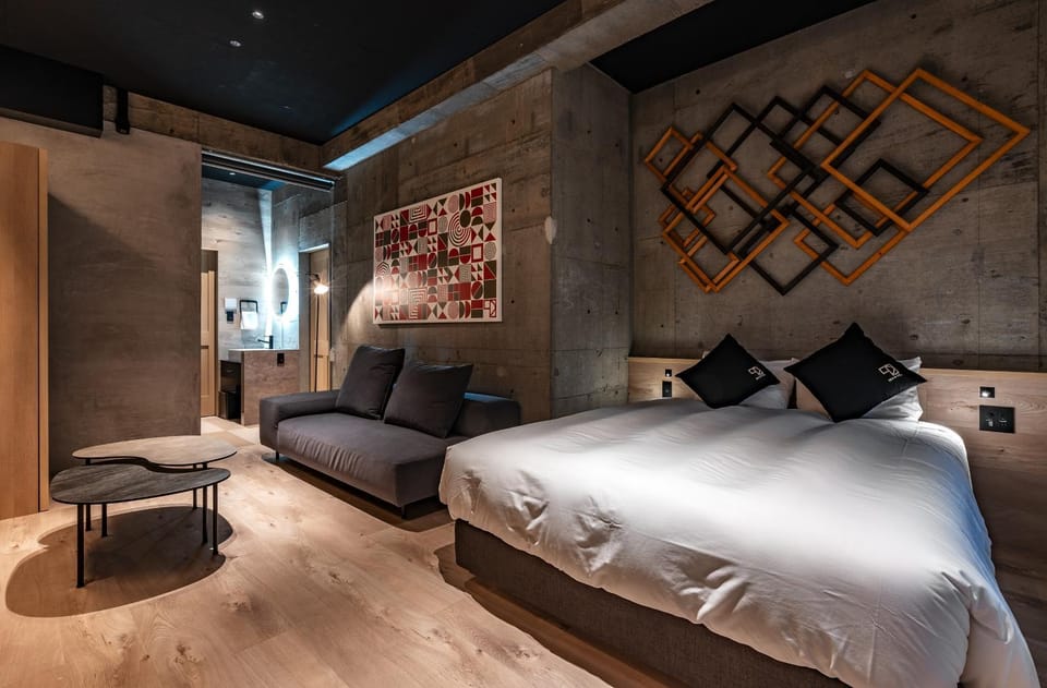 Bed, Photo of the whole room, pet friendly, pet friendly