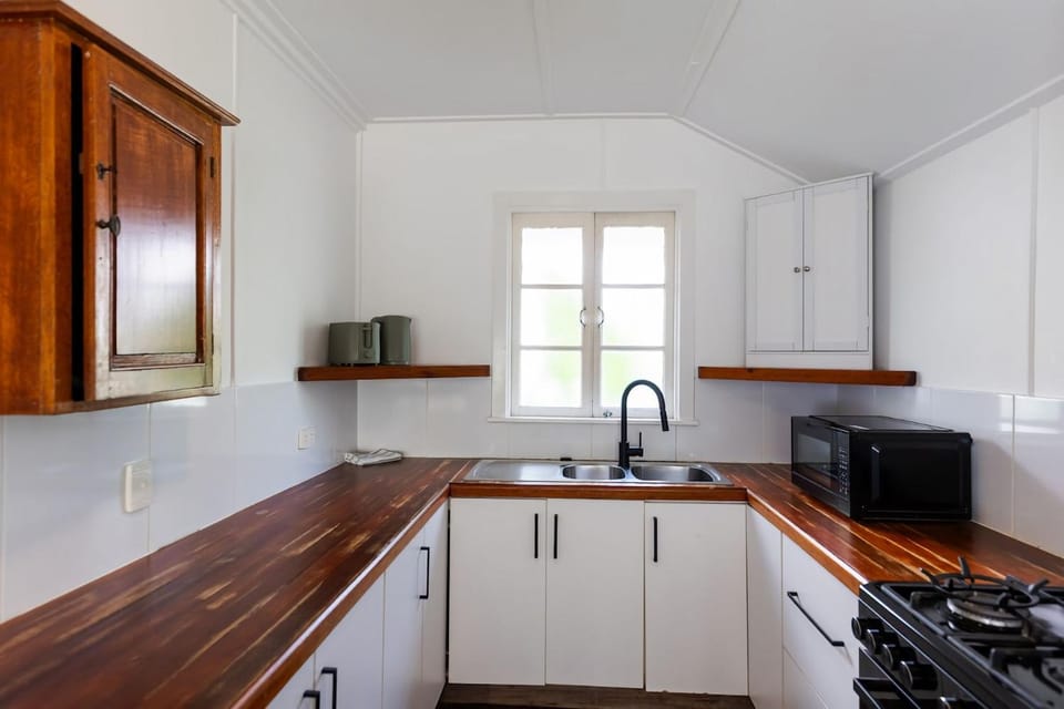 Charming Cottage Stay House in Townsville