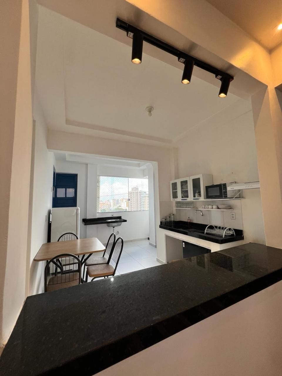 Kitchen or kitchenette, Dining area, stove