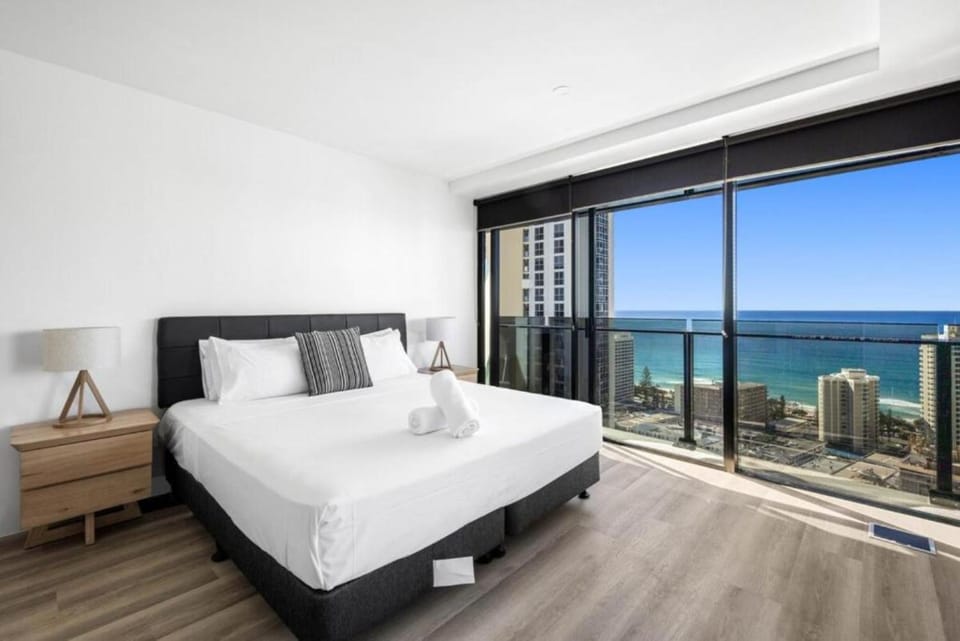 Bed, Natural landscape, View (from property/room), Bedroom, Sea view