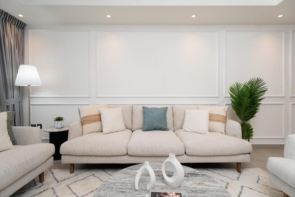 Living room, Seating area