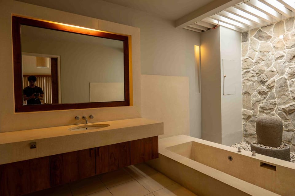 Bathroom, Bath