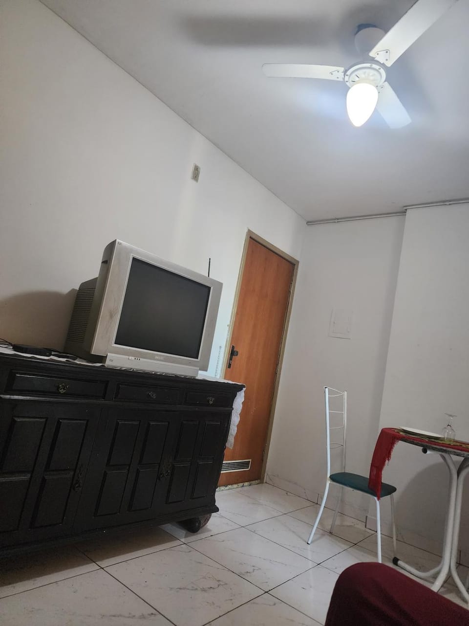 Communal lounge/ TV room, TV and multimedia