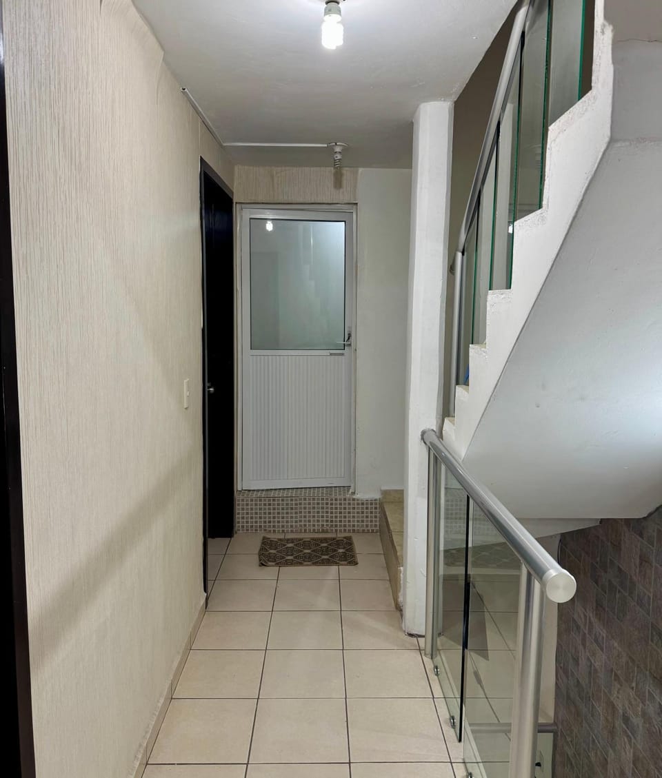 Casa amarilla Los volcanes House in State of Puebla