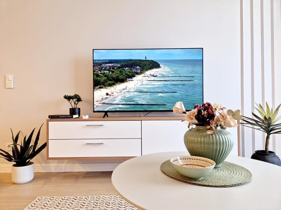 Rezydencja Niechorze PRESTIGE D312 z Basenem, Sauną, Jacuzzi, Klimatyzacją i Widokiem na Morze - 5D Apartments Apartment in West Pomeranian Voivodeship, Poland