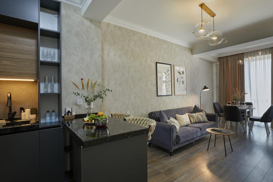 Living room, Seating area, Dining area