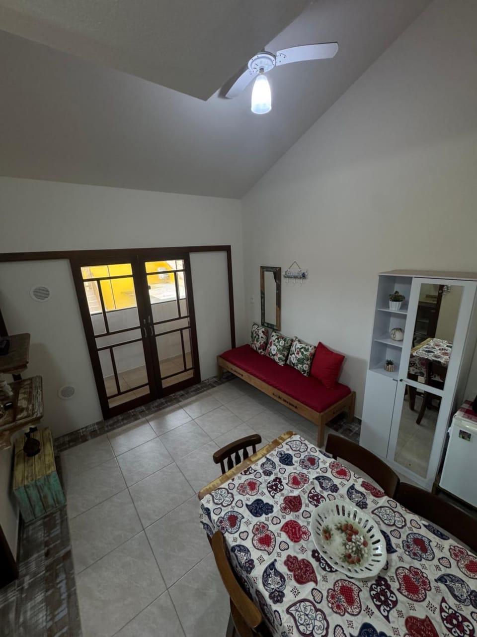 Bed, Kitchen or kitchenette