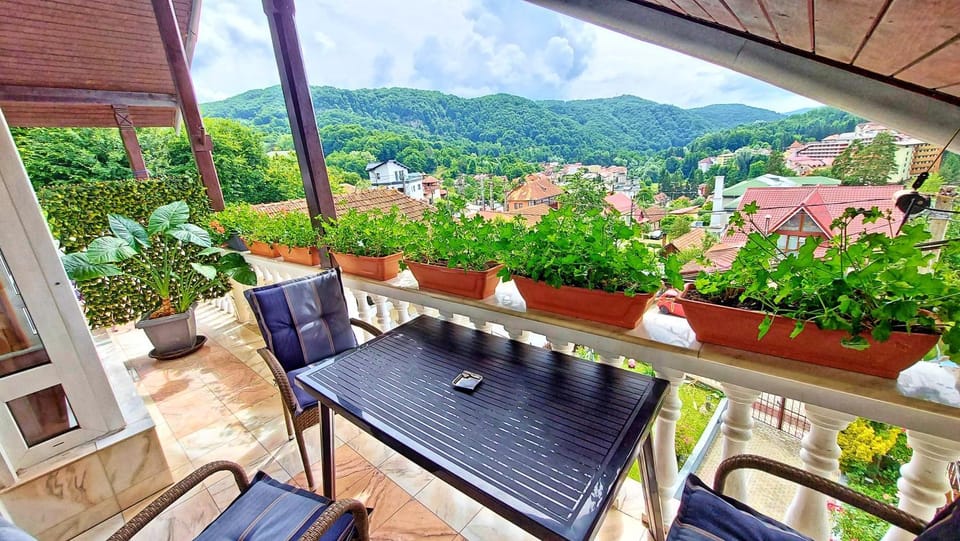 Patio, View (from property/room), Balcony/Terrace, City view