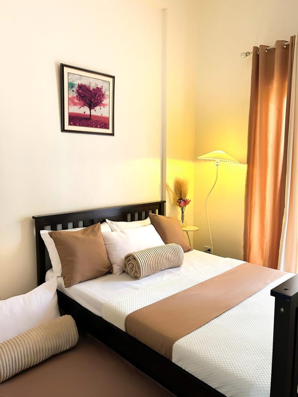 COMFY 2BR Condo with free parking NEAR Mines View Apartment in Baguio
