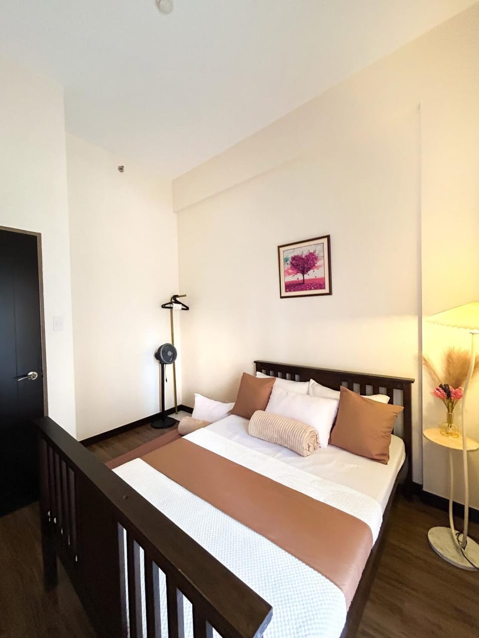 COMFY 2BR Condo with free parking NEAR Mines View Apartment in Baguio