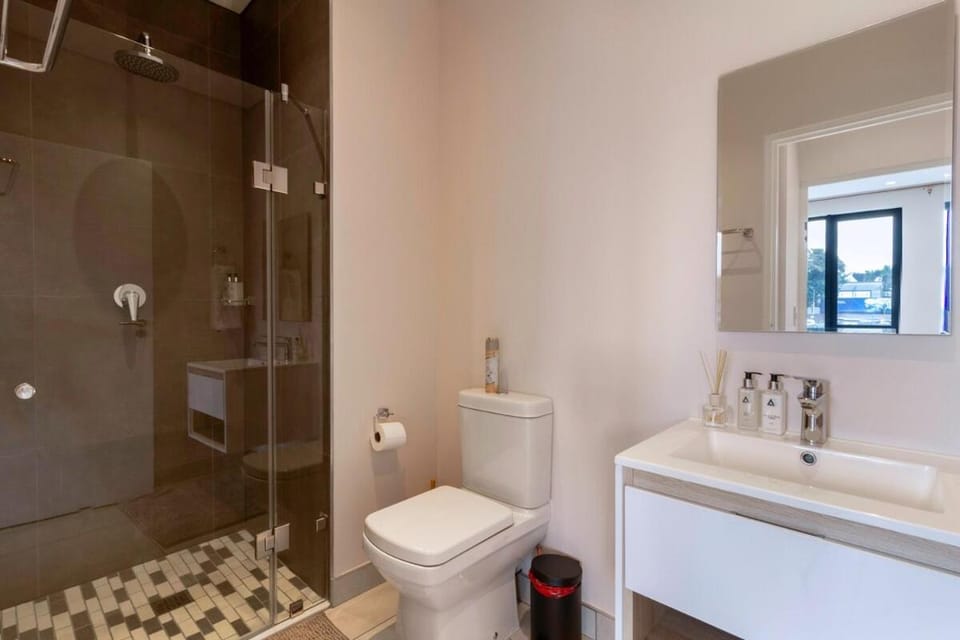 #Alimamaspaces The Rob's Sandton Gate Apartment in Sandton