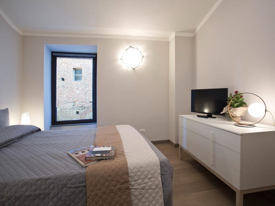 TV and multimedia, Bedroom