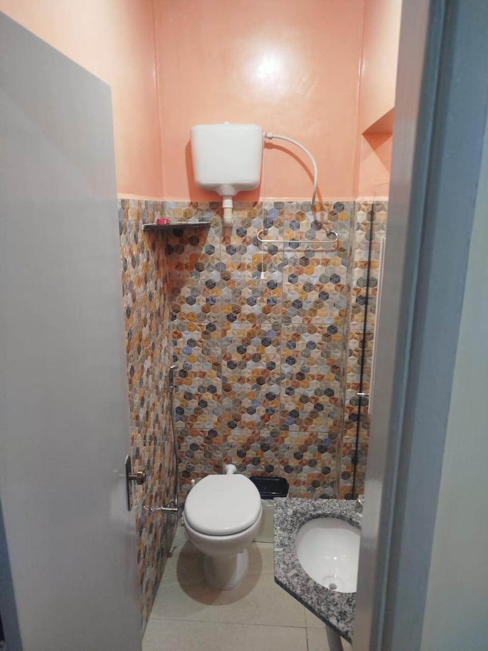 Apto 8 ótimo local próximo Shopping Apartment in Campo Grande