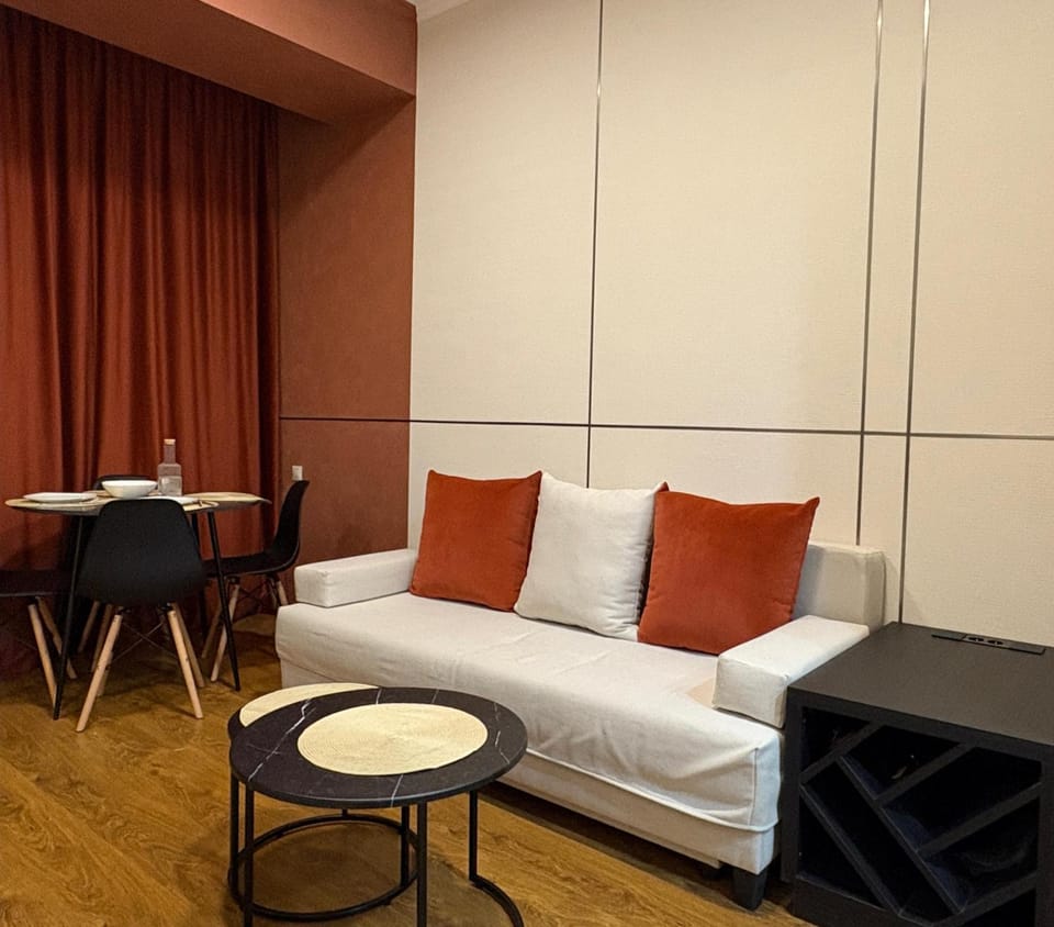 Living room, Seating area, Dining area