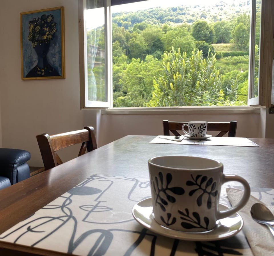 Natural landscape, Breakfast